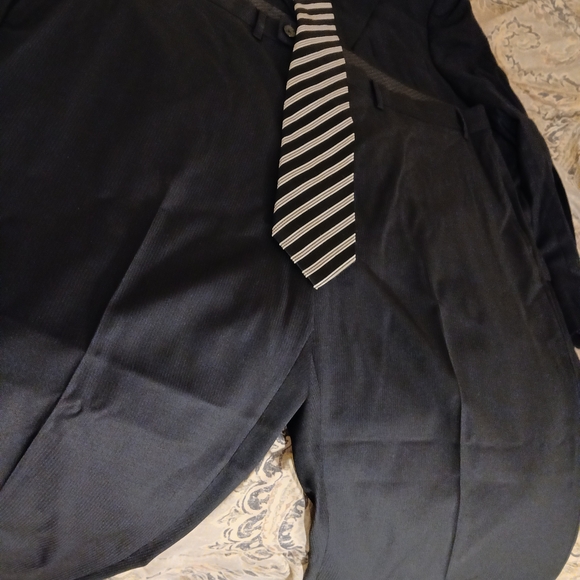 Men's Classic Black Sport Jacket. Blk Pants 44/32. Blk Tie. - Picture 6 of 9